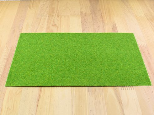 自由自在！ ハサミで楽々加工できる「芝生調シート」で部屋をおしゃれに変えよう