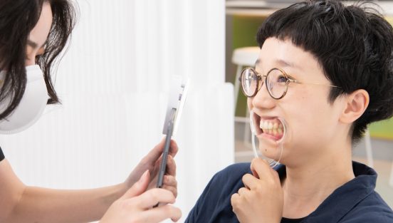 通わないマウスピース歯科矯正「Oh my teeth」を体験したら驚きの連続だった