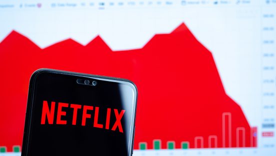Netflixの広告付き低価格プランは11月から開始？ Disney+に対抗するためか