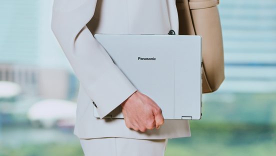 パナソニック、本気でモバイル性を追求した新レッツノート「SR」発表