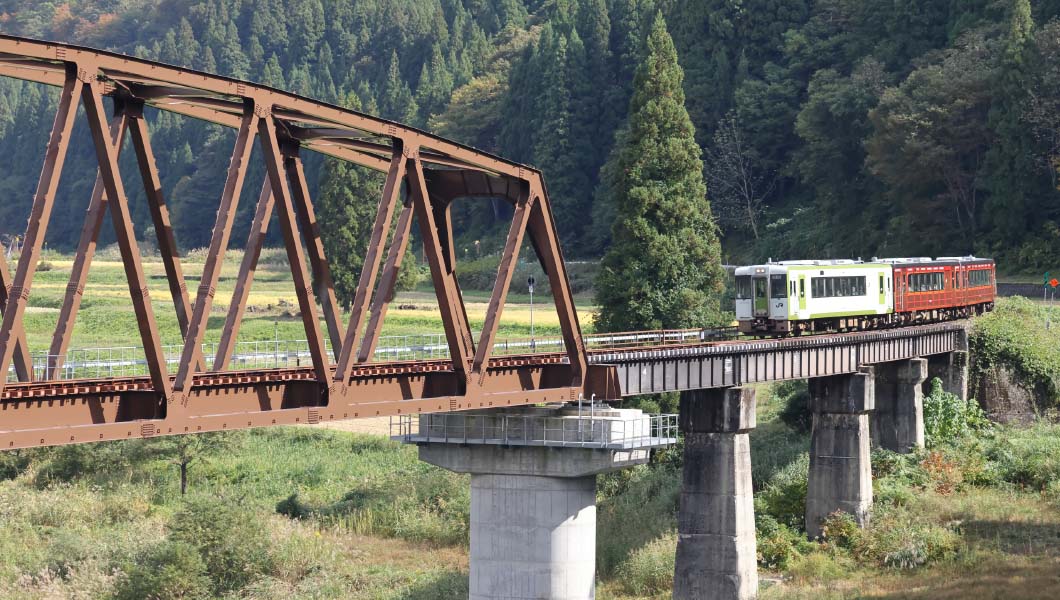 人気路線が11年ぶりに全区間の運転再開！「只見線」復旧区間を再訪し、工事前後を比較してみた