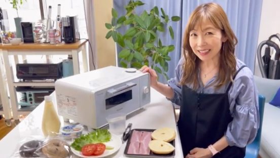 「ヘルシオ グリエ」でベーグルが美味しく焼けるって本当？ 家電のプロがBLTサンドを作って検証！