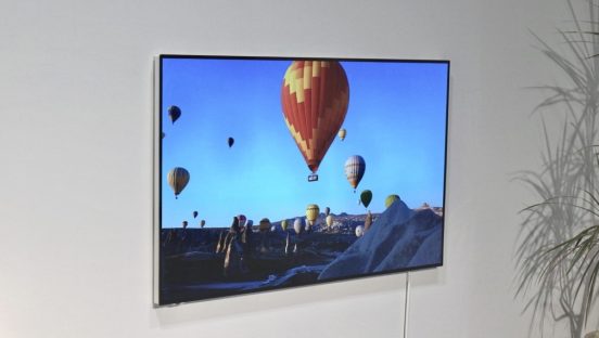 パナソニックの大発明！ 「ウォールフィットテレビ」が日本のリビングを変える