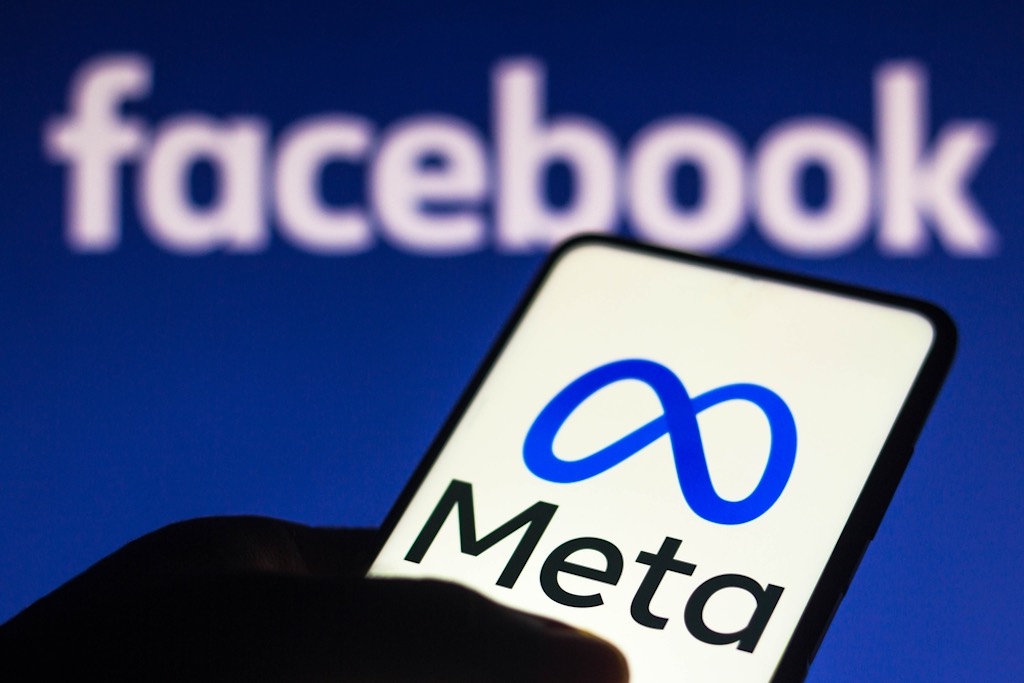 Meta、Facebookなどのアカウントを不正使用した従業員を20人以上解雇