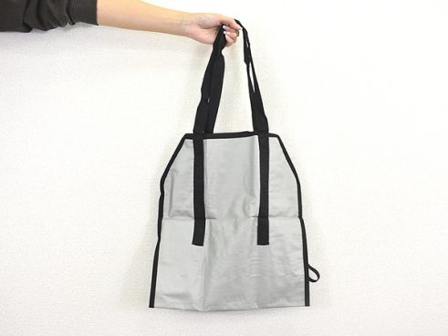 部屋にダンボール溜まっていませんか？ キャリーシートバッグなら収納も持ち運びも楽々！