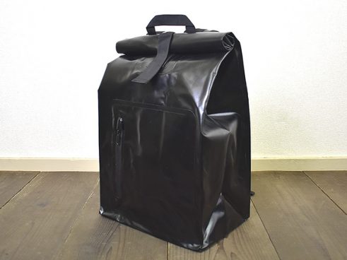 【モノタロウ】安いのにしっかり防水！ 自転車通勤にも使える万能リュックとは？
