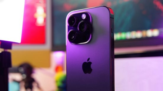 iPhone 14 Proモデル、英米で最速の5Gスマホだった！ 日本ではソニーのXperia強し