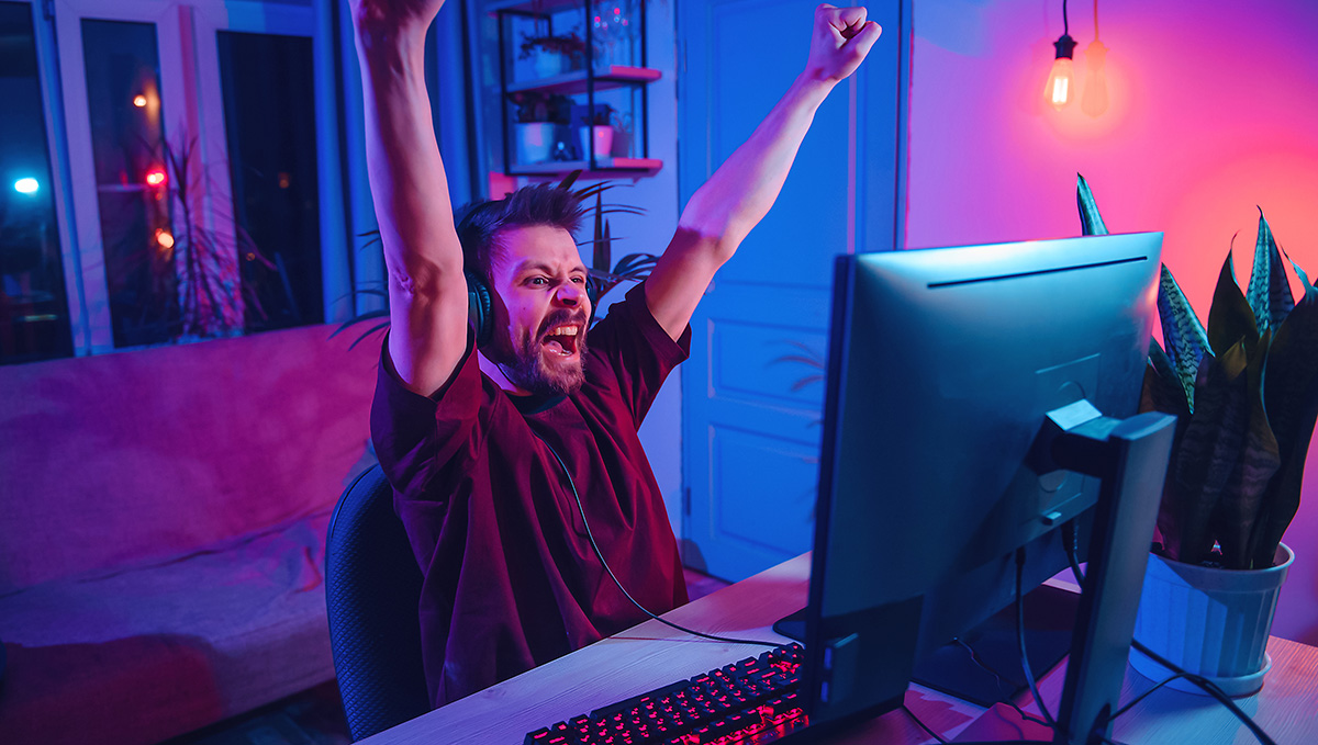 2022年のPCは低迷、だけどゲーミングやモバイルは期待が持てるかも？