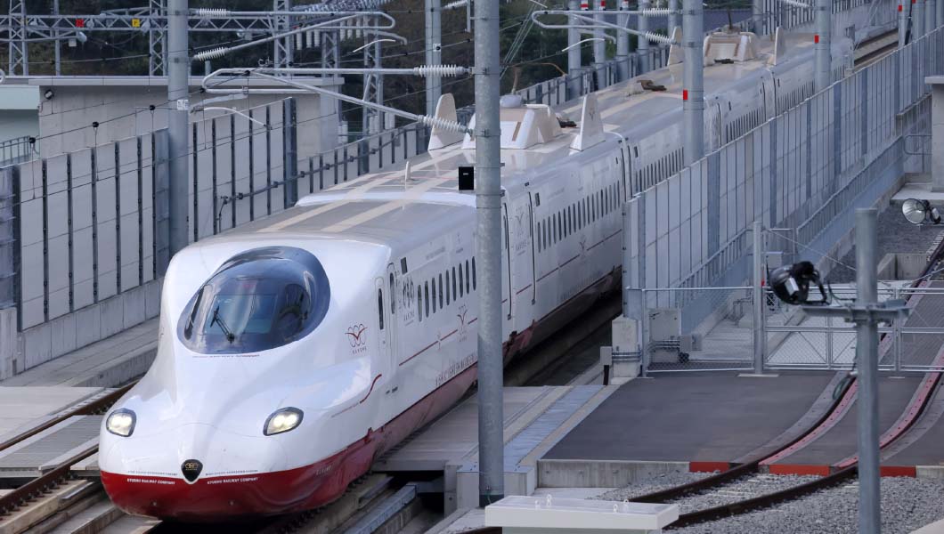 鉄道ゆく年くる年…新幹線開業、災害、車両引退ほか2022年の10大トピックをふり返る