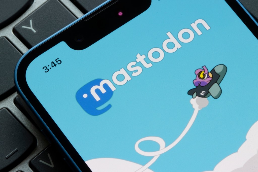 脱Twitterの動きが顕著に！「Mastodon」の月間アクティブユーザーが8倍以上に増加