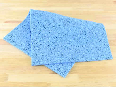 【モノタロウ】自重の4.5倍もの吸水性！ 水切り不要の「セルローズ吸水マット」は植物生まれで地球にも優しい
