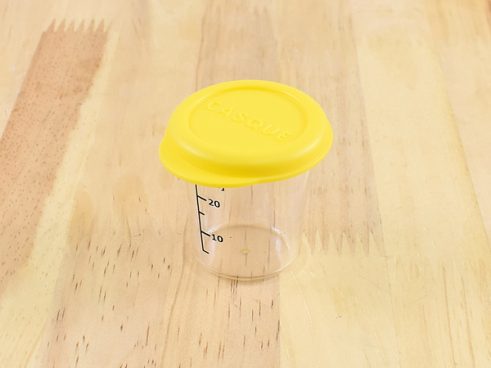 外出先にも美味しいを届けます！ ありそうでなかった小さな味方「ドレッシングカップ」