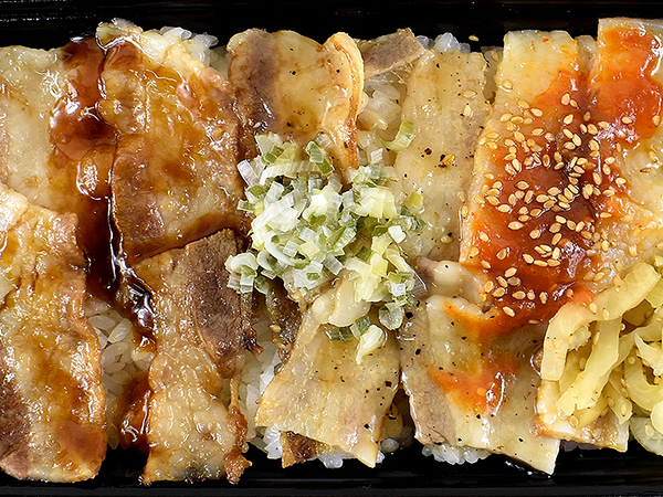 あなたはどのたれがお好み？ 「三種の味を食べ比べ イベリコ豚重」で楽しむ醤油・辛味噌・塩だれの風味
