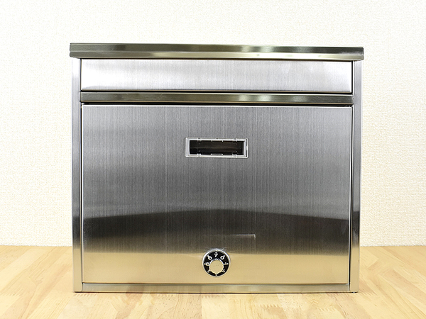 【モノタロウ】ダイヤル錠つきで防犯面も安心！ 「ポスト ステンレス304製」は雨に強い長持ちアイテム