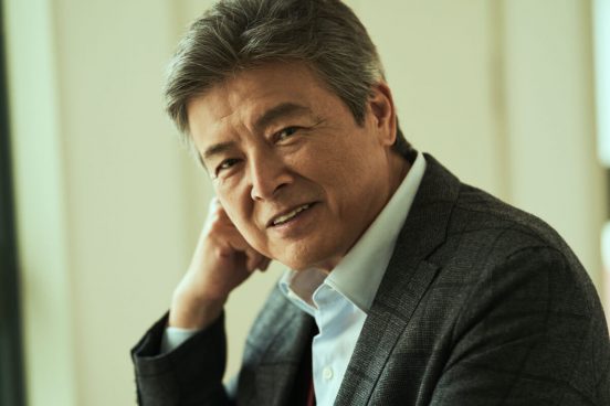 三浦友和「ギターが並べてある自分の住み家みたいな居心地のいい空間は、大切にしたいと思っています」映画「ケイコ 目を澄ませて」
