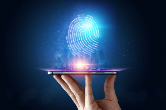 Face ID対応iPhoneの基板にTouch IDボタンを自力で付けた猛者現る