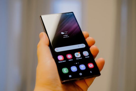「Galaxy S23 Ultra」、最大輝度は前モデルとほぼ同じ？ ただし太陽の下では見やすくなるかも
