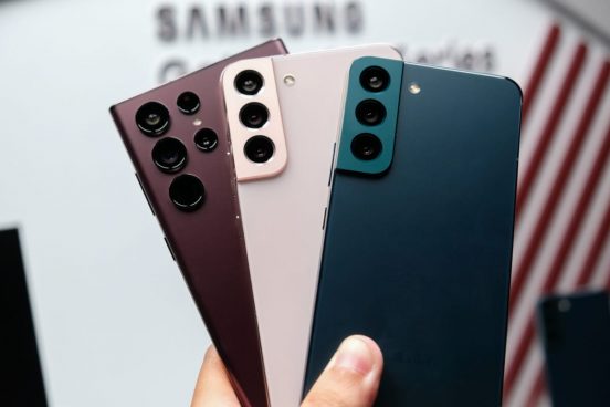 「Galaxy S23」シリーズ、8K動画をさらに滑らかに撮影できる？ センサーシフト式手ぶれ補正も搭載かも