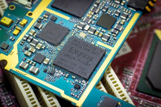 サムスン、アップルやクアルコム対抗の独自チップを開発中？ Exynosでは勝てないため