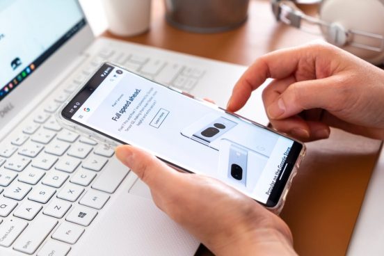 Google「Pixel 8」シリーズ、欧州では大幅値上げ？ カラーバリエーションも明らかに