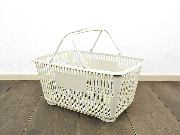 【モノタロウ】“ただの買い物かご”と油断することなかれ… 荷物の移動・整理にも重宝する「買い物かご 軽量タイプ 容量28L」