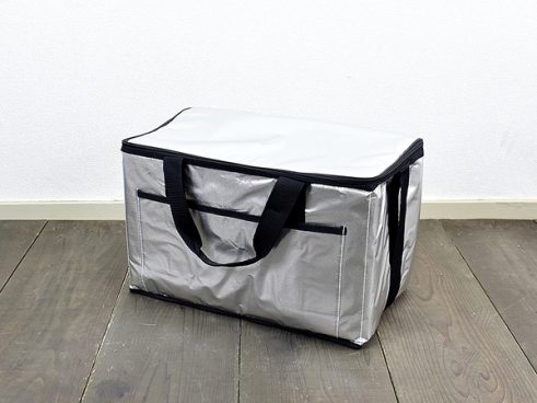 【モノタロウ】キャンプに買い物にこれひとつ！ サッとたためる大容量クーラーバッグ