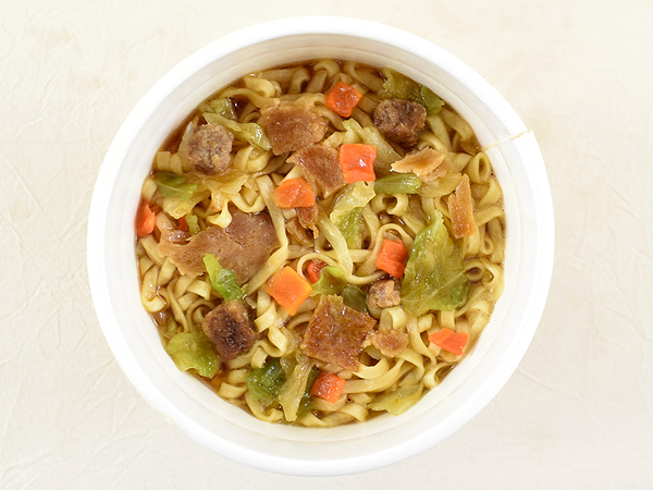 “生姜焼き味のカップ麺”とは… 「カップヌードル コク旨だれの生姜焼き ビッグ」が押し開けた新たな扉