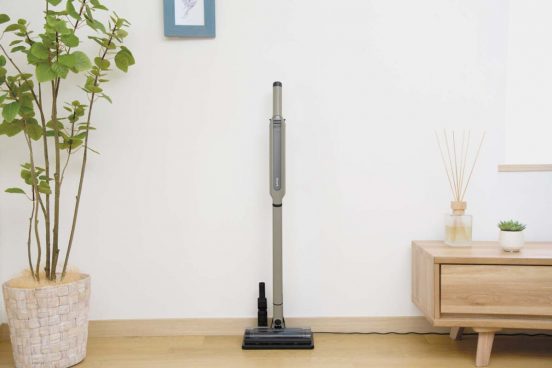 トレンドを押さえたシャークのスティック掃除機をプロが太鼓判！ その理由は？