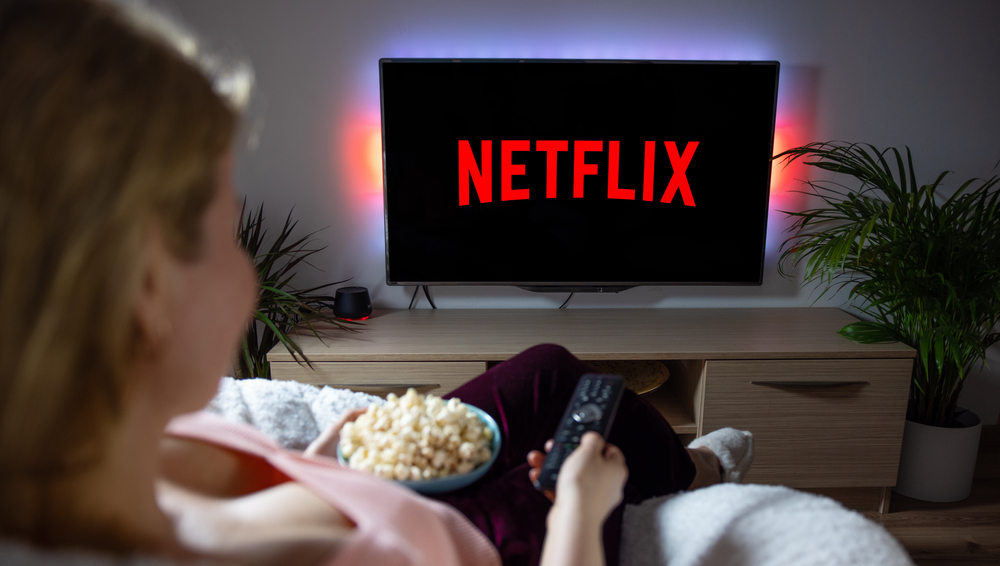 Netflix、空間オーディオ対応作品を700以上に拡大　ダウンロード可能デバイスも4台→6台に