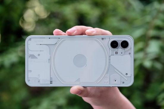よりプレミアムなスマホ「Nothing Phone (2)」、2023年後半に米国含め発売へ