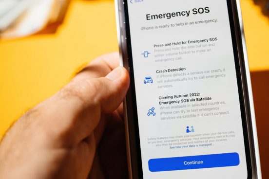 iPhone 14 衝突検出機能が有能。自動車事故からわずか数分で警察が到着！