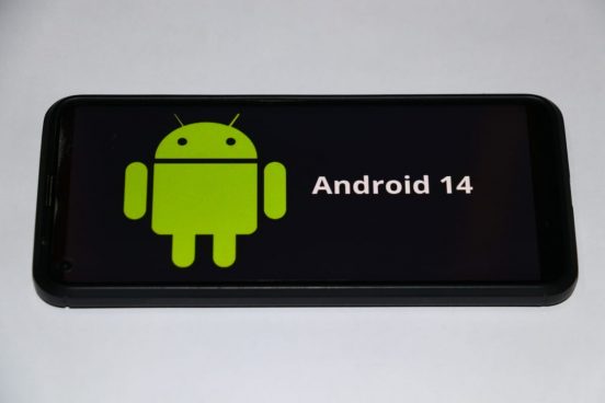 Android 14ではスマホがPCのウェブカムになる？