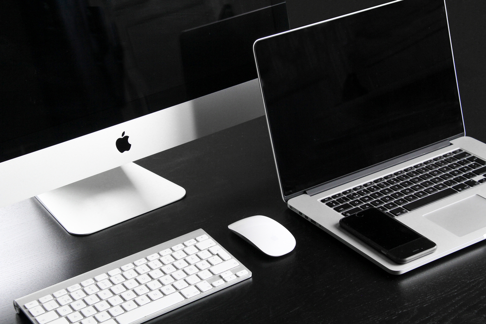 Mac Book