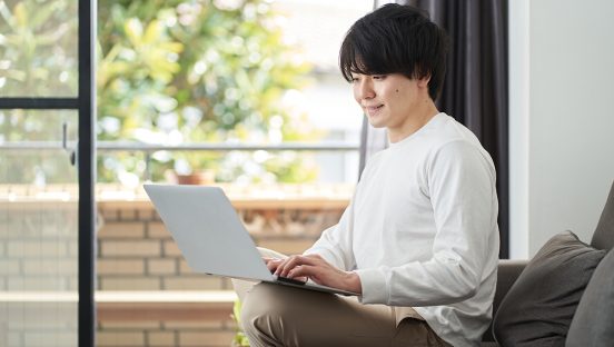 もう失敗しない！ 大学生のノートPCの選び方と、春の最新モデルを紹介