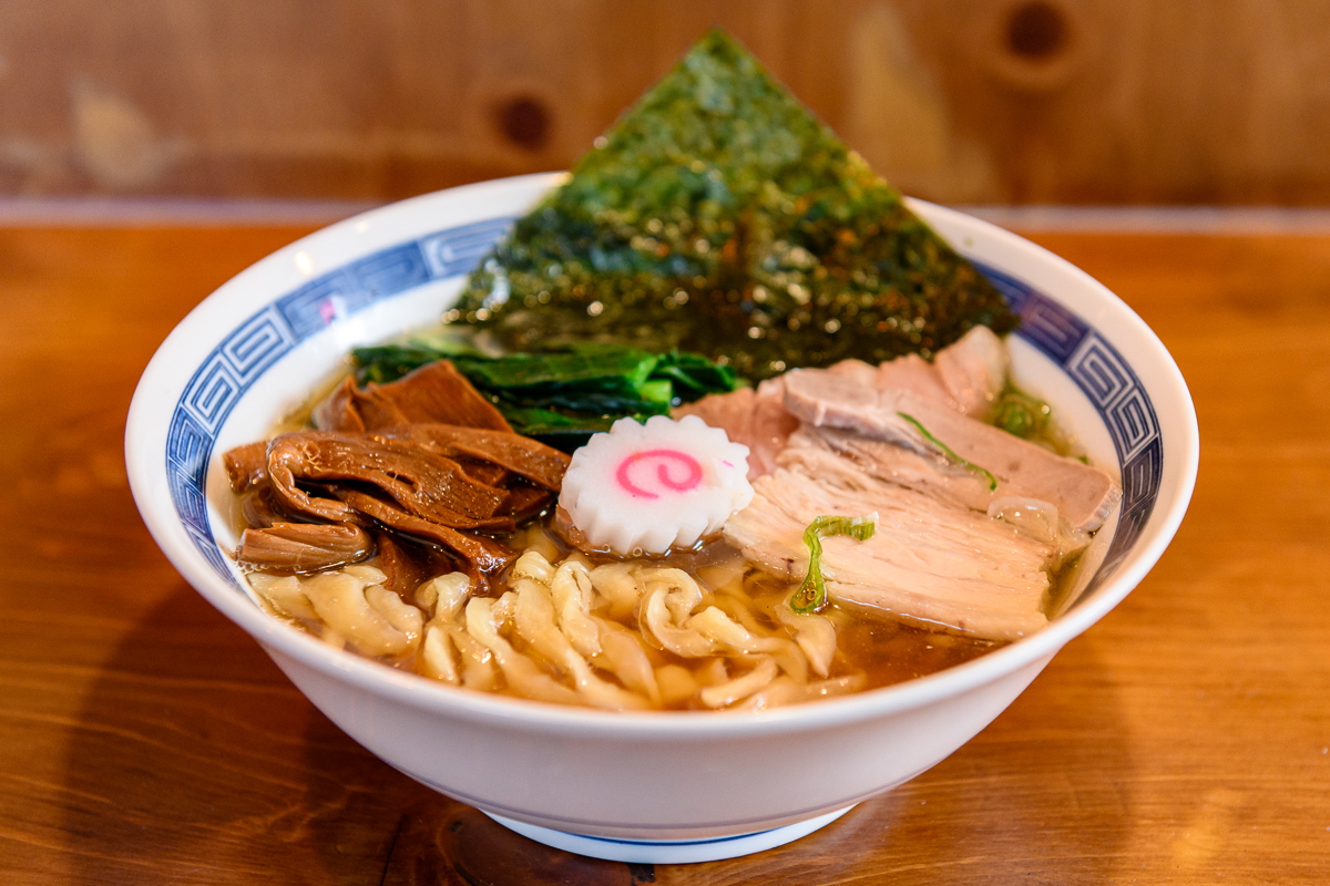 頑固でお茶目な臍曲がりが作る魔法のようなラーメン【京王堀之内「口樂」】～田中貴のラーメン狂走曲～