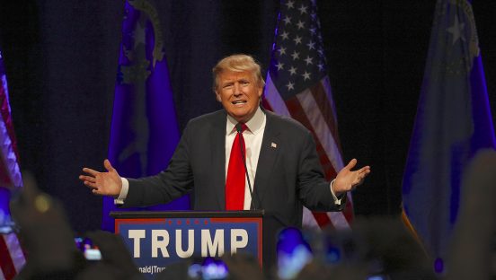 トランプ氏、YouTubeとFacebookに復活。米連邦議会襲撃事件から2年ぶり