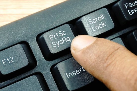 Windows 11、「Print Screen」キーを押すと「Snipping Tool」が起動するようになる？