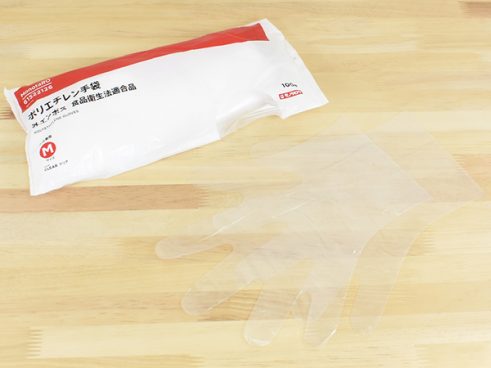 【モノタロウ】使い捨て手袋ならこれ！ コスパよし使い勝手よしで気兼ねなく使える「ポリエチレン手袋」