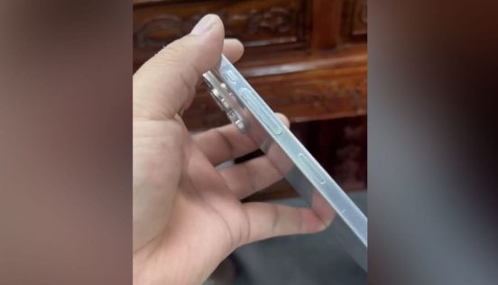 iPhone 15 Proのダミー、進化した側面ボタンがあらわに