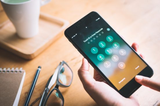 有名リーカーが反論！ 「iPhone 8／8 Plus」「iPhone X」、iOS 17対応か