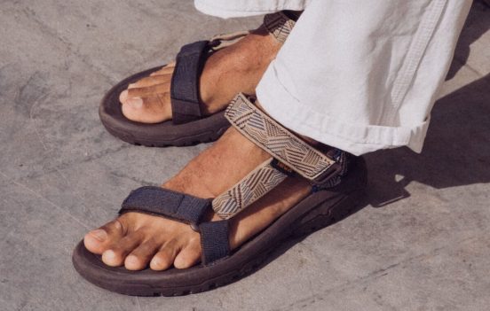 夏の旅行やアクティビティの気分も盛り上がる！ Teva人気モデルの新色が登場!!
