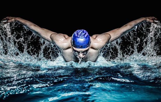水泳で期待できる筋トレの効果とは？ 筋力アップのコツとともにプロが教えます！
