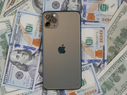 今年の「iPhone 15」は品薄にならない？ 組立工場が従業員のボーナスを1か月内に3回もアップ！