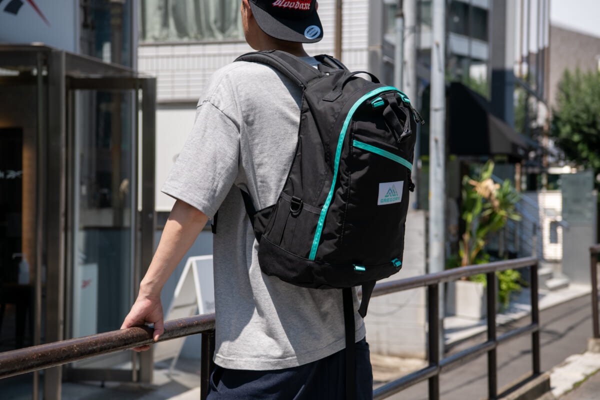 ド定番「グレゴリー デイパック」がミントカラーに！NAUGHTIAM別注で爽やかにイメチェン