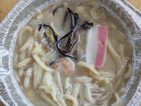 セブンの冷食「8種具材のちゃんぽん麺」、海鮮の旨味と野菜の甘みのハーモニーが本格的すぎる