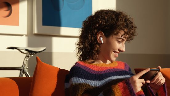 シャオミ、2000円台で機能がそろった完全ワイヤレスイヤホン「Redmi Buds 4 Lite」を発売