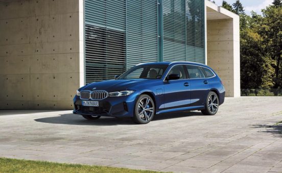 使い勝手の良さだけじゃない！ これがスポーティステーションワゴンの矜持だ！【BMW 3シリーズ ツーリング】