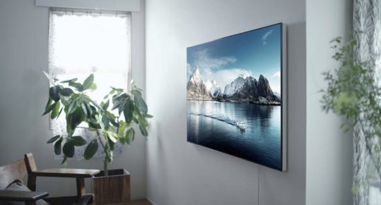 夢の壁掛け設置が手軽に実現! パナソニック「ウォールフィットテレビ TH-55LW1」