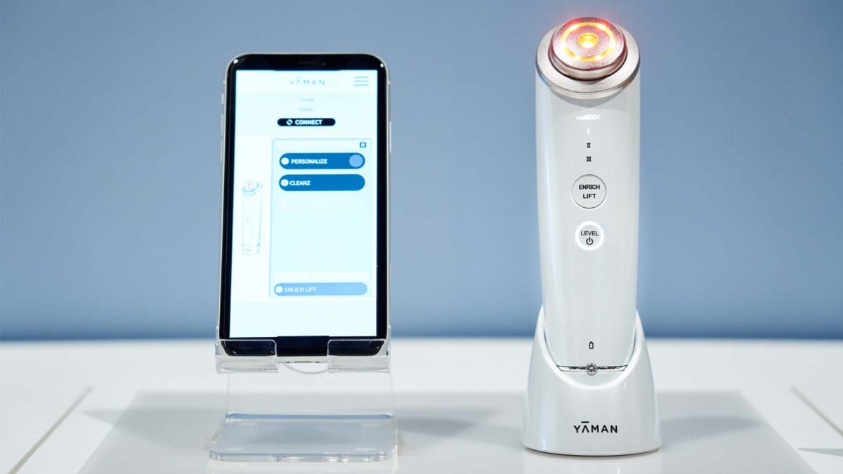 ヤーマン、日本初のAI美顔器「HAKEI」を発売！ 2万点以上の化粧品に合わせた波形が効果を引き出す