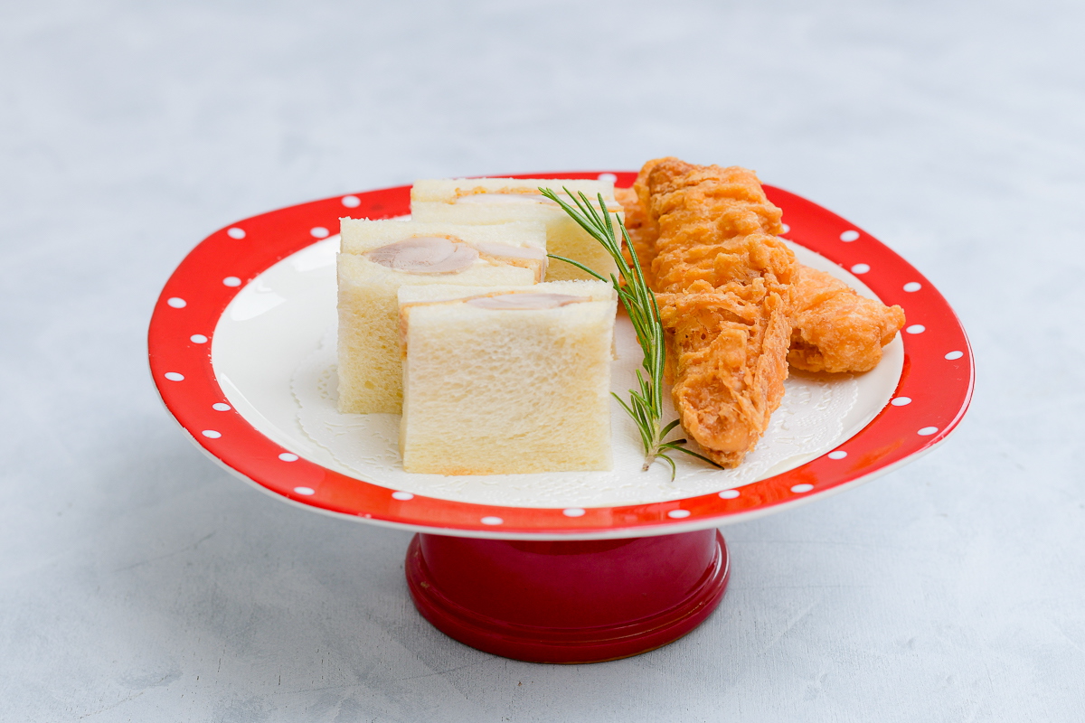 KFC×アフタヌーンティー